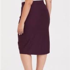 SZ 12 Torrid skirt